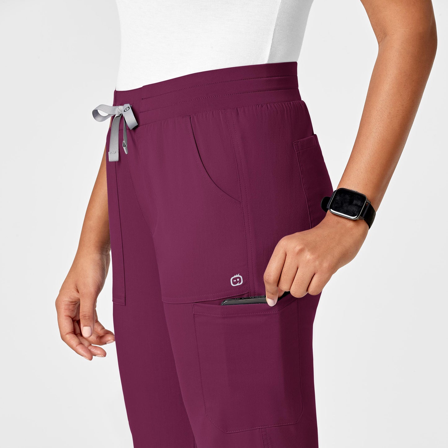 Pantalón de trabajo tipo cargo con pierna ajustada para mujer