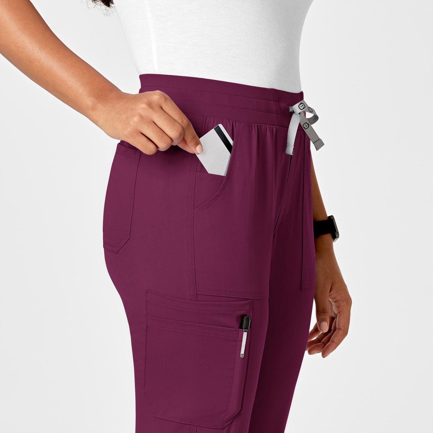 Pantalón de trabajo tipo cargo con pierna ajustada para mujer